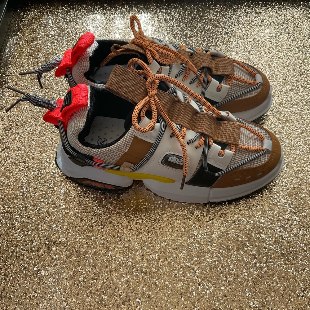 Women’s Chunky Sole Sneakers